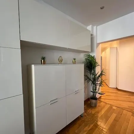 Alfe House Appartamento *