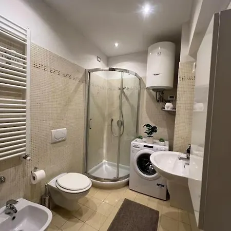 Apartment Alfe House Livorno