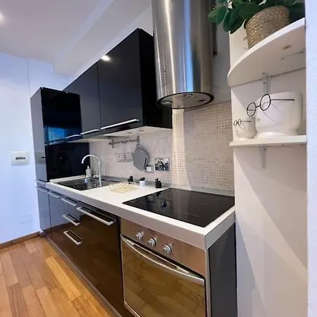 Alfe House Apartment *